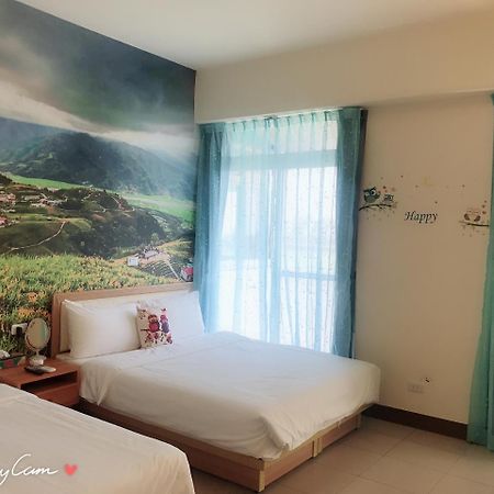 Cozy Life Apartment Taitung Екстериор снимка